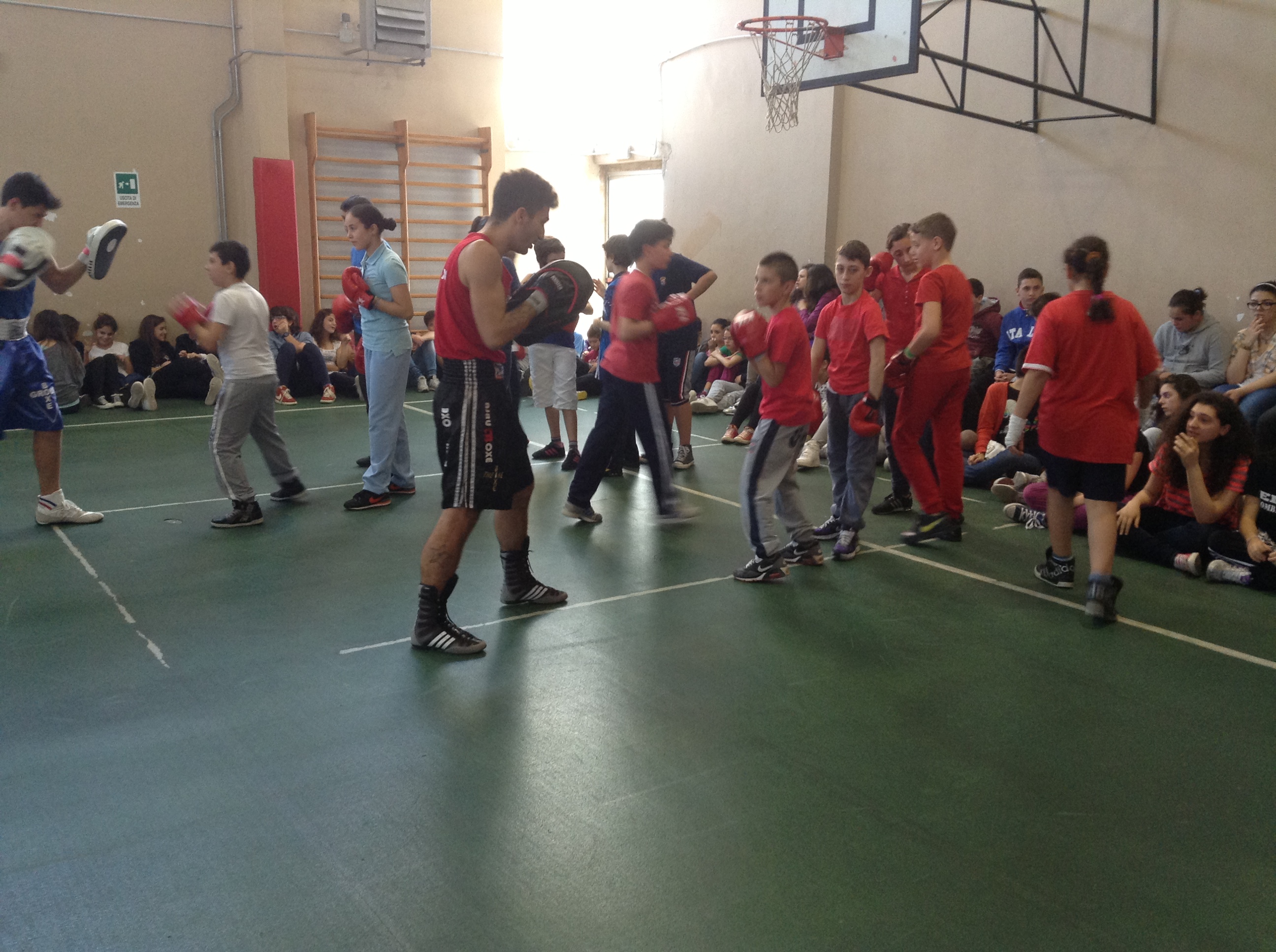 incontro di boxe a palermo